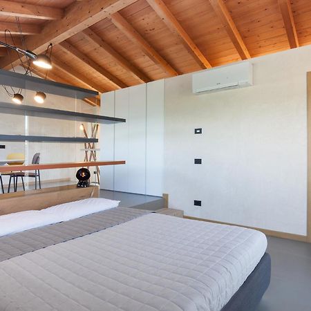 Апарт отель Residenza Vedovelli Торри-дель-Бенако Экстерьер фото