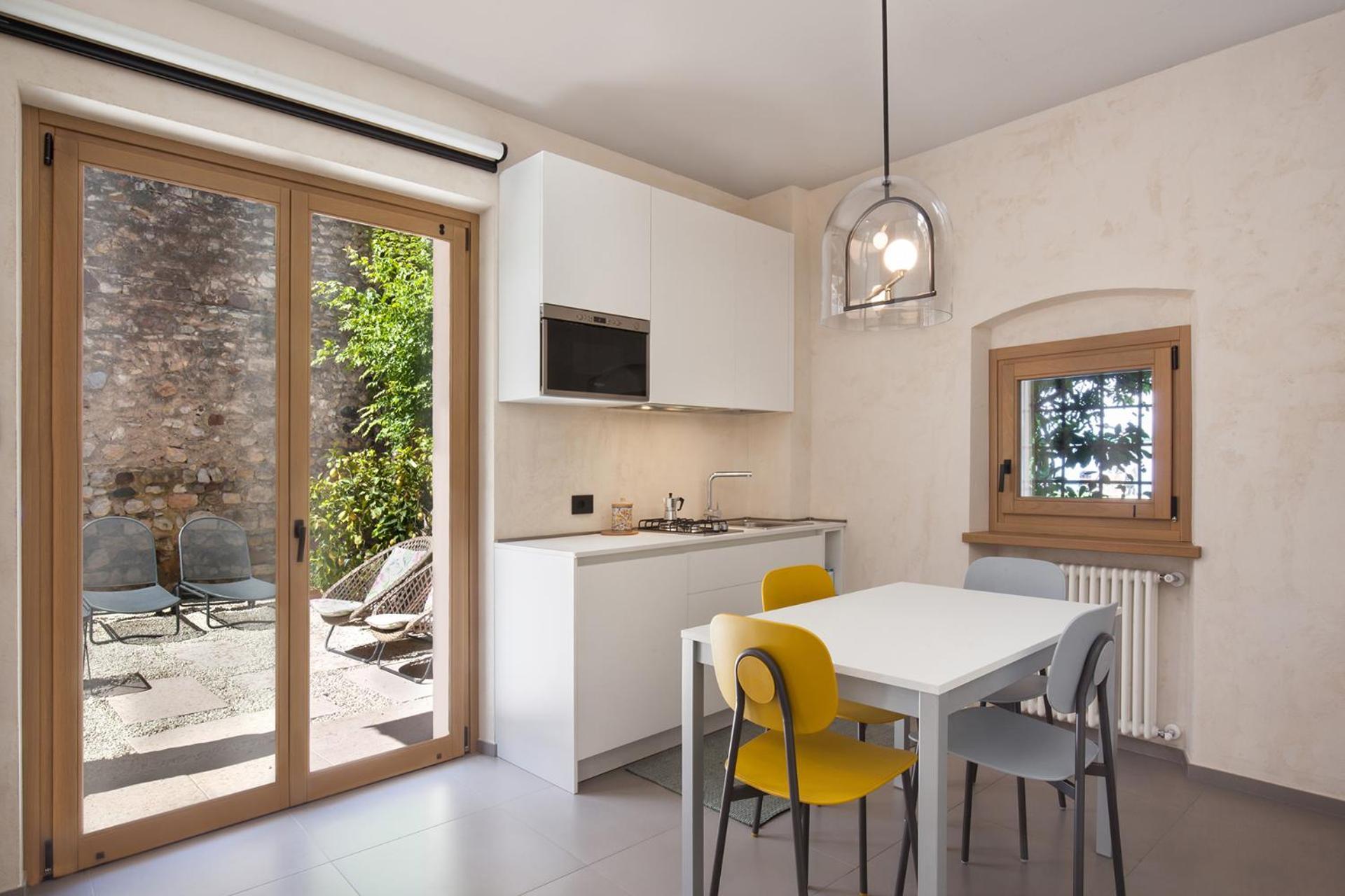 Апарт отель Residenza Vedovelli Торри-дель-Бенако Экстерьер фото